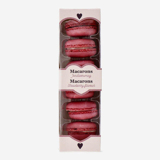 Macarons. Strawberry flavour