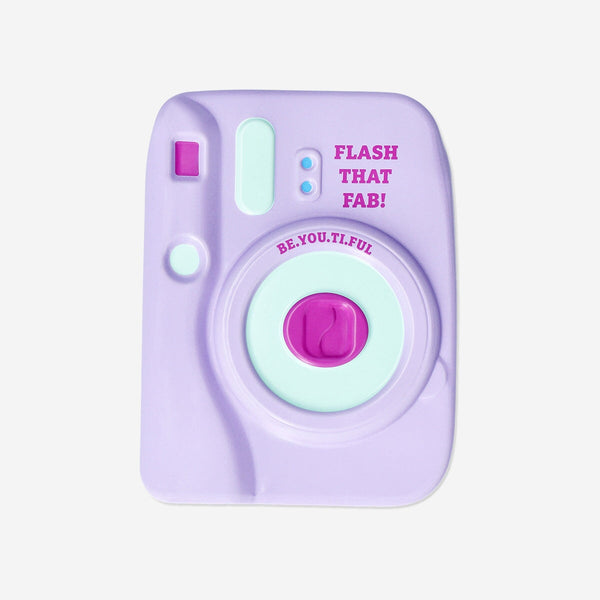 make-up-brushes-in-camera-tin-