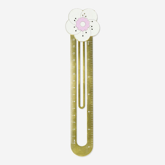 Metal ruler with flower clip