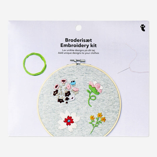 Mini embroidery kit