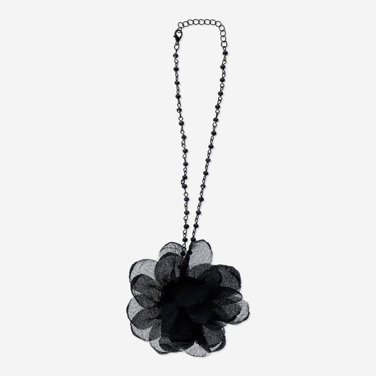 Collier avec fleur noire