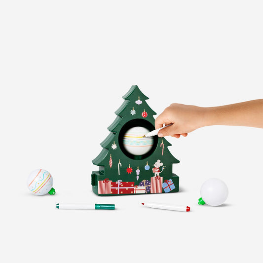 Christmas bauble machine with 6 baubles