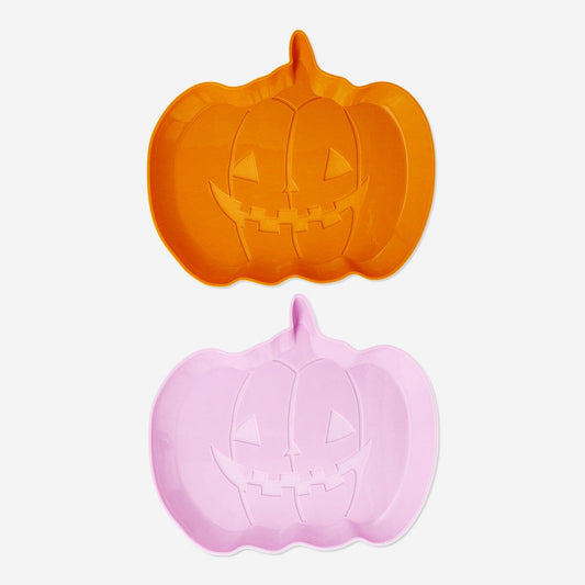 Pumpkin shaped serving plates