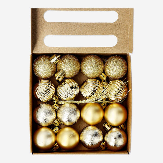 Set of gold Christmas baubles - 16 pcs