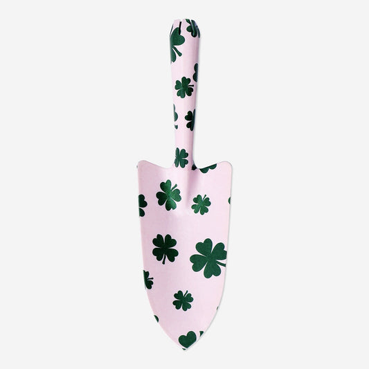 Shovel with clover print