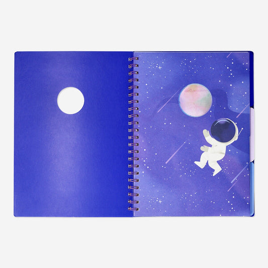 Cuaderno espacial con marcadores de página