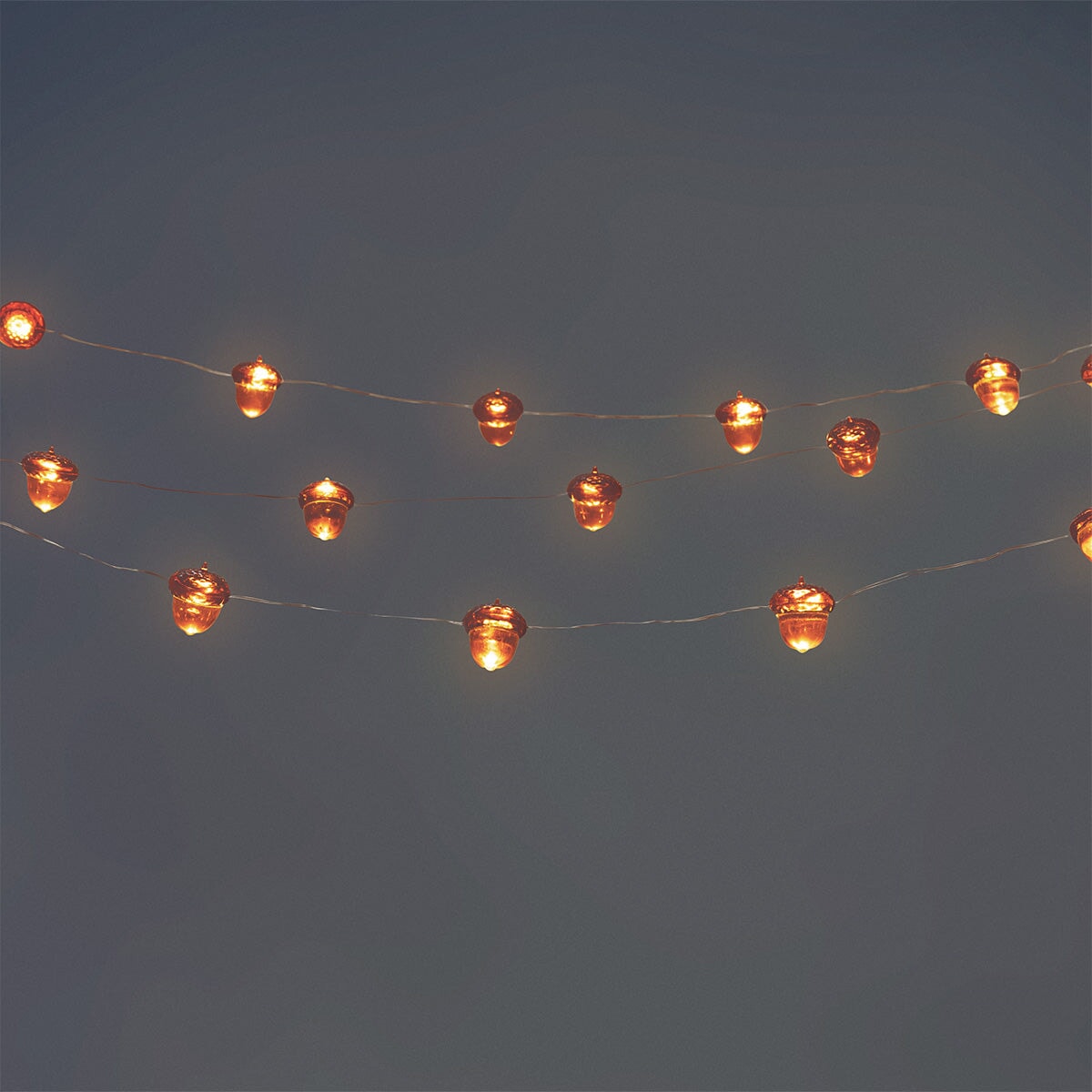String lights - Acorns home Flying Tiger Copenhagen 