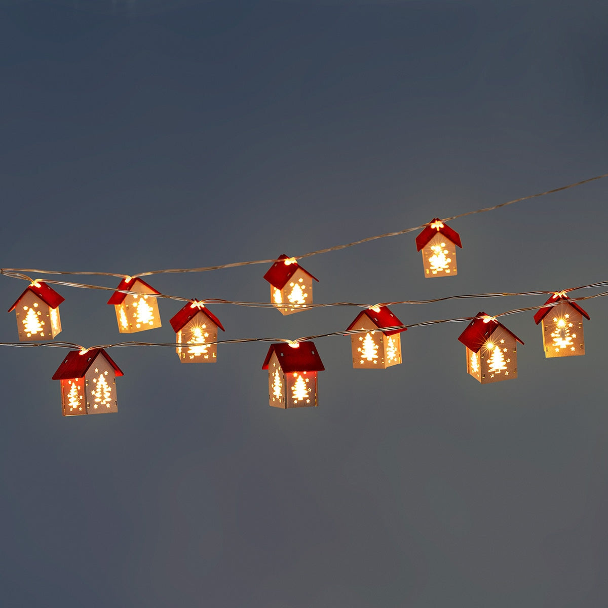 String Lights with a Timer and Wooden Houses - 287 cm Home Flying Tiger Copenhagen 