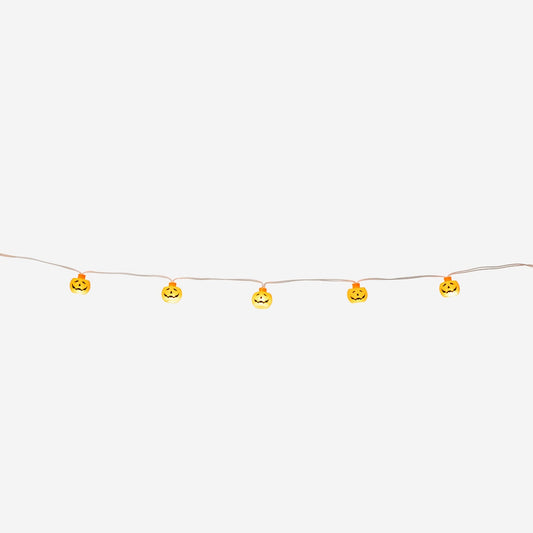 String lights with pumpkins - 260 cm