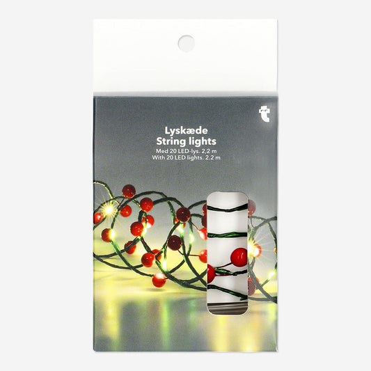 String lights with red berries - 220 cm