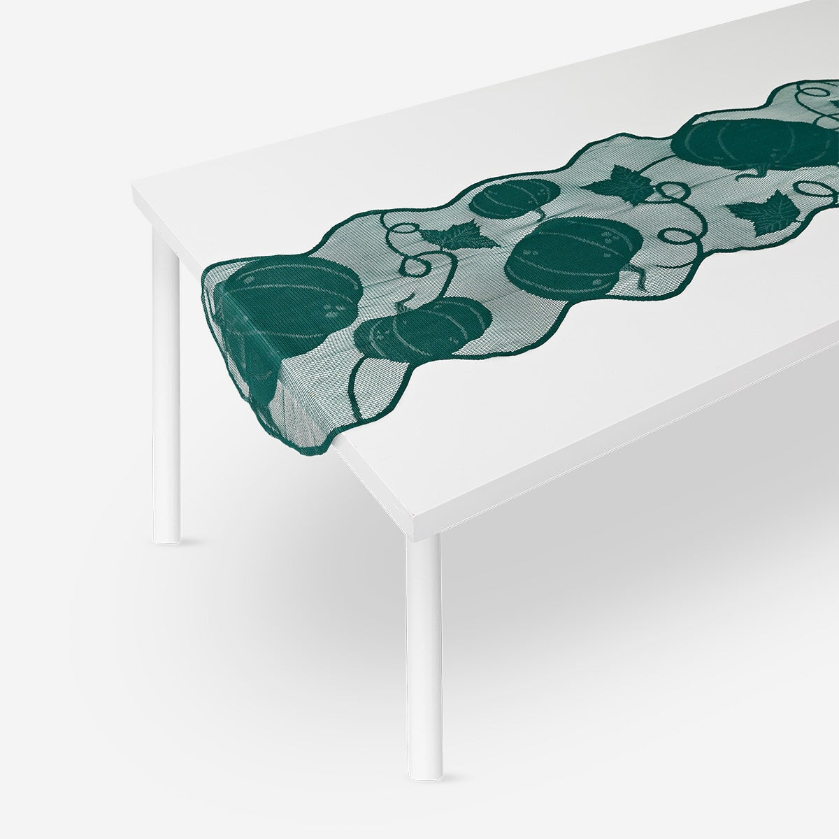 Table runner with pumpkin print party Flying Tiger Copenhagen 