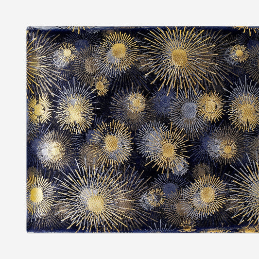 Tablecloth with gold fireworks - 225 cm