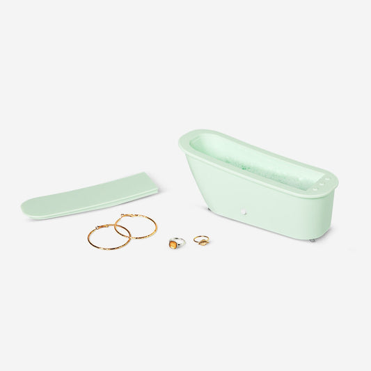 Tub shaped jewellery cleaner