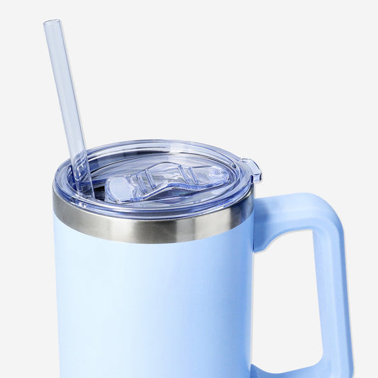 Becher mit Deckel und Strohhalm - 880 ml