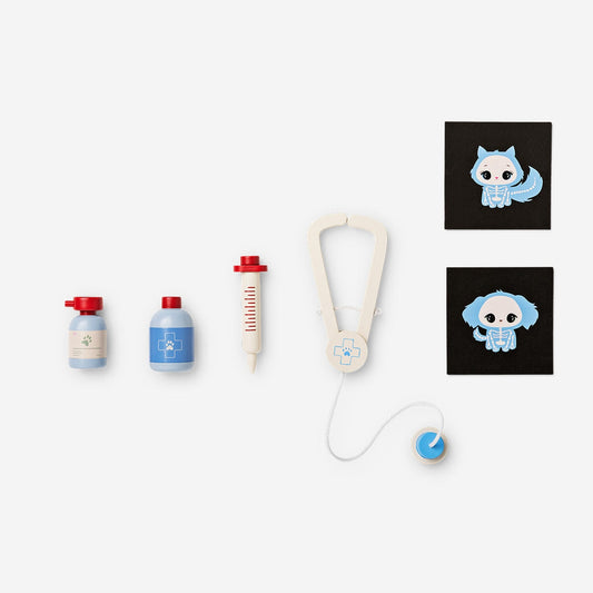 Veterinarian wooden playset