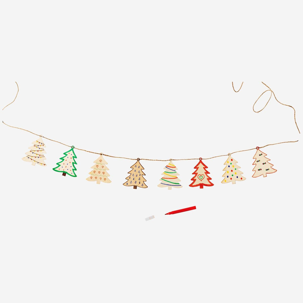 DIY Christmas garland Hobby Flying Tiger Copenhagen 