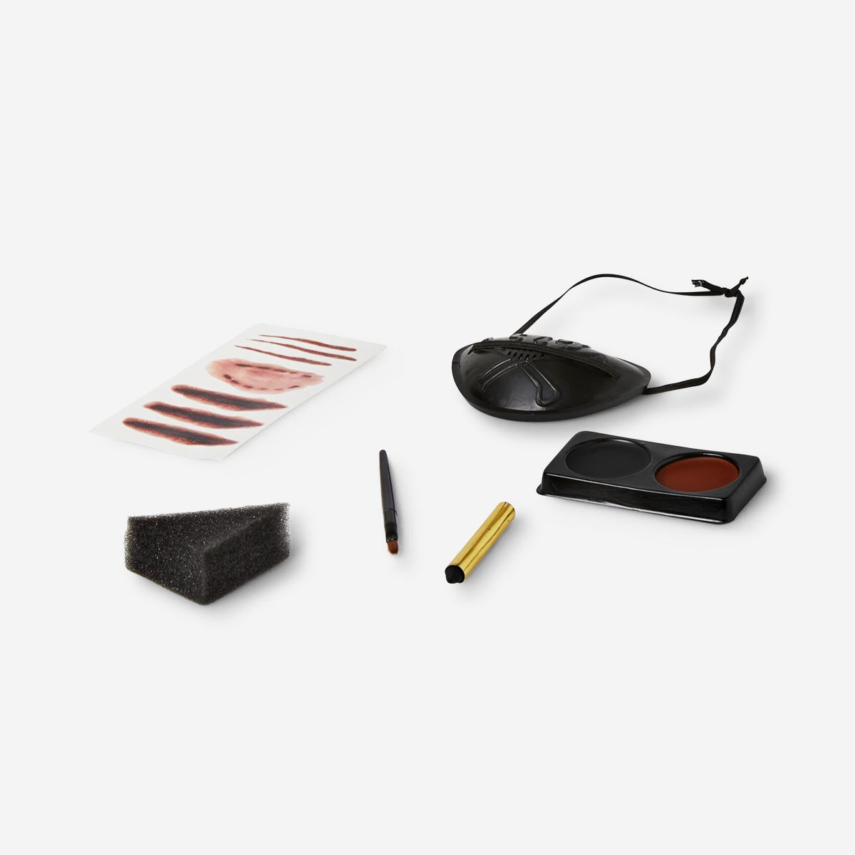 Flying Tiger Copenhagen pirate make-up kit with face paint, stickers, and accessories for costume or dress-up fun.