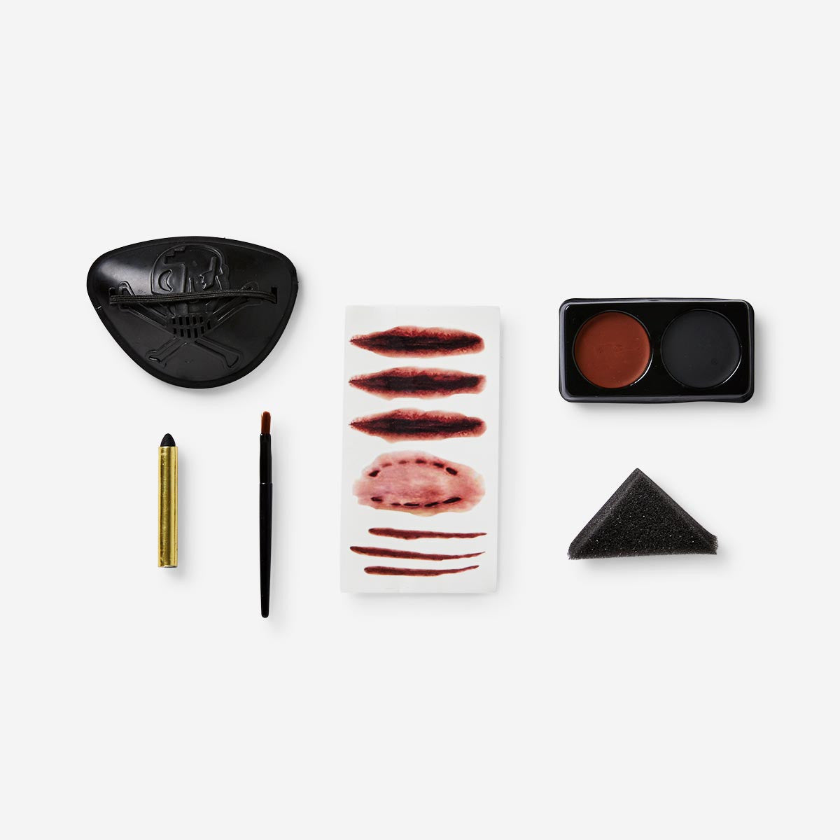 Flying Tiger Copenhagen pirate make-up kit with face paints, brushes, and accessories for creative costumes and dress-up.