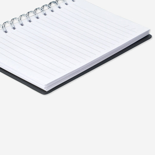 Notesbog med lommeregner. Solcelledrevet